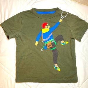 Mini Boden appliqué tee rockclimber